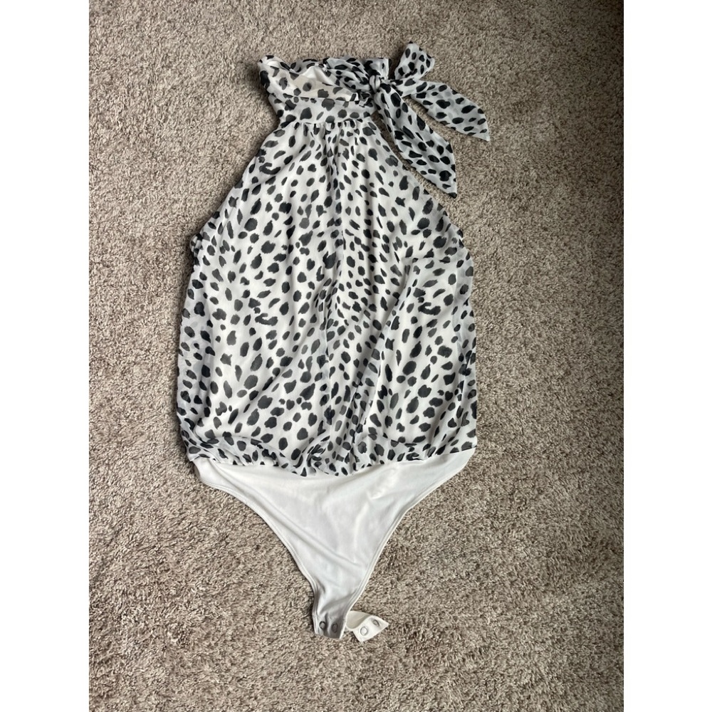 Express animal print bodysuit size S